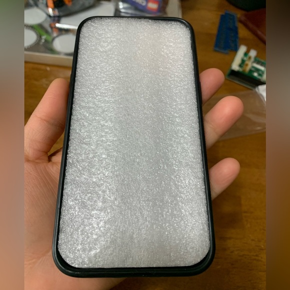 NWT iPhone 13 Pro Anti Gravity Phone Case TPU Magical Nano Suction Adsorbed Case - Picture 14 of 15